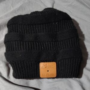 Black Knit Bluetooth Beanie with Leather Pause/Play Patch